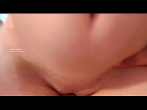 ❤️ تو اتاق خواهرم خوابیدم و اینطوری بیدار شدم ❌ فقط پورنو در ما